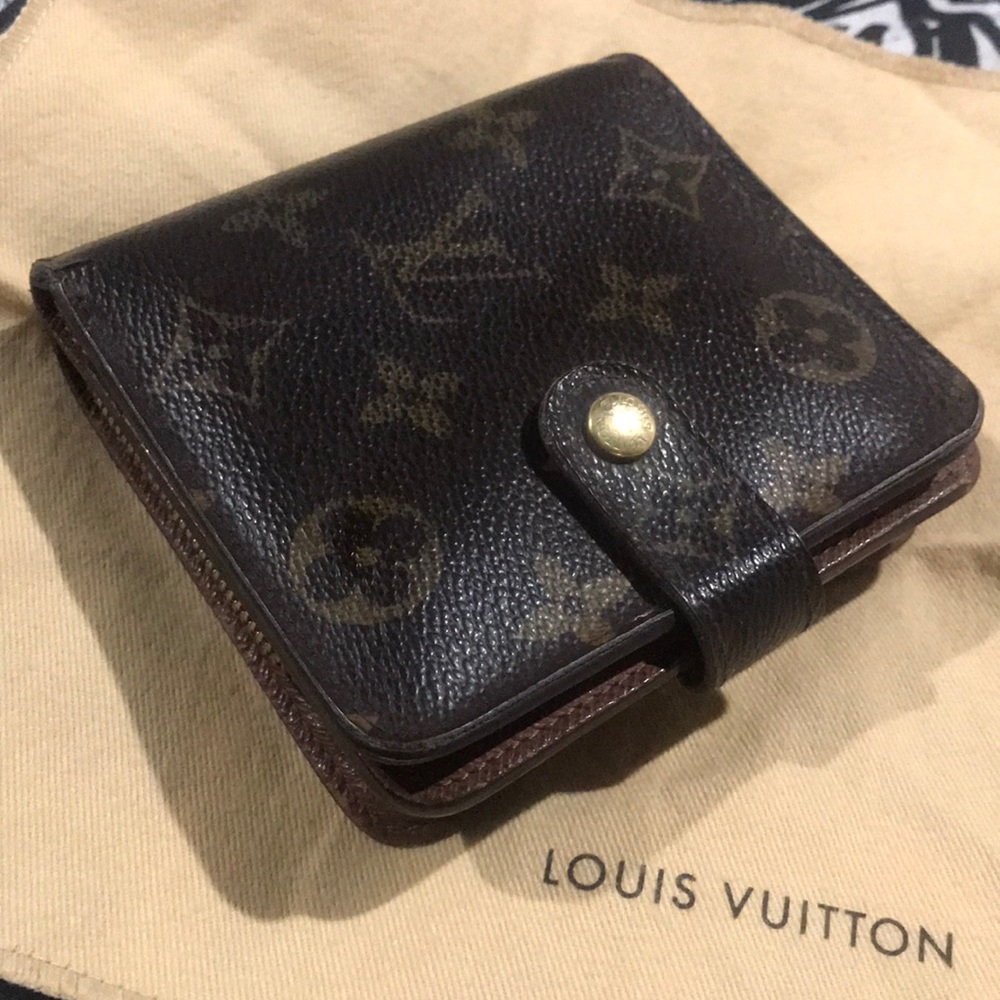 Compact zip wallet Louis Vuitton